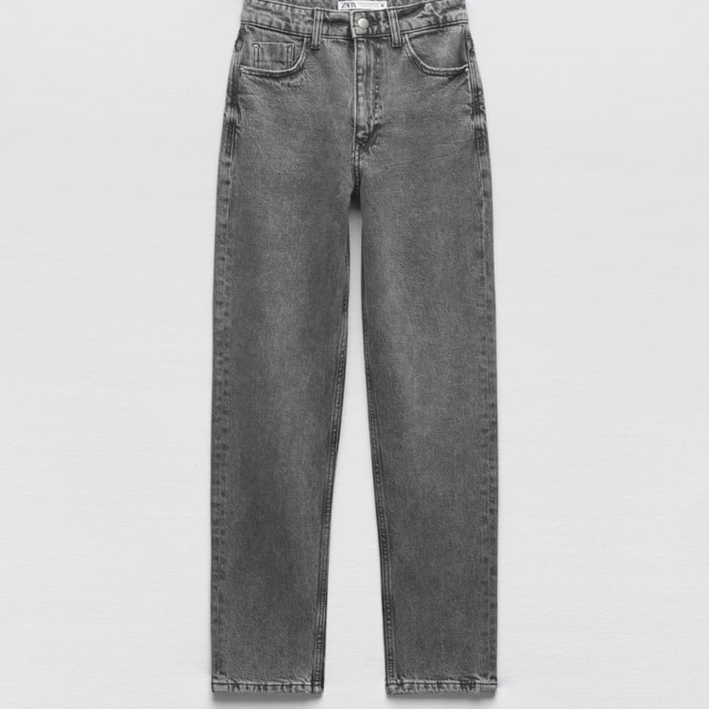 🛍️Zara | High-rise Mom Fit Jeans